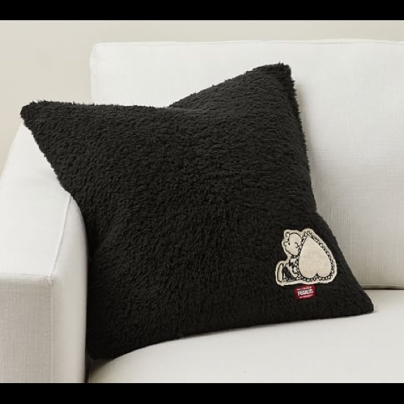 Pottery Barn Peanuts “LOVE” Happy Valentines Charlie Brown Pillow Cover … - Picture 2 of 16